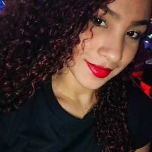 Meet your Posher, Daniela